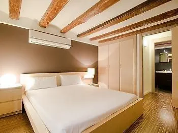 The Apartments Барселона Испания
