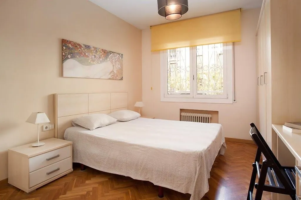 The Apartments Барселона Испания
